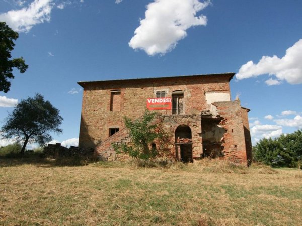 casa indipendente in vendita a Torrita di Siena