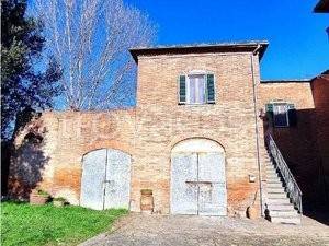 casa indipendente in vendita a Torrita di Siena