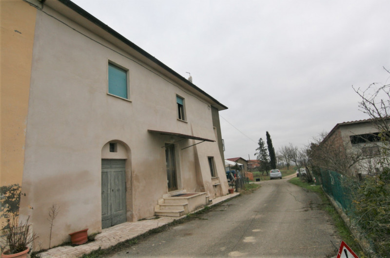 casa indipendente in vendita a Torrita di Siena
