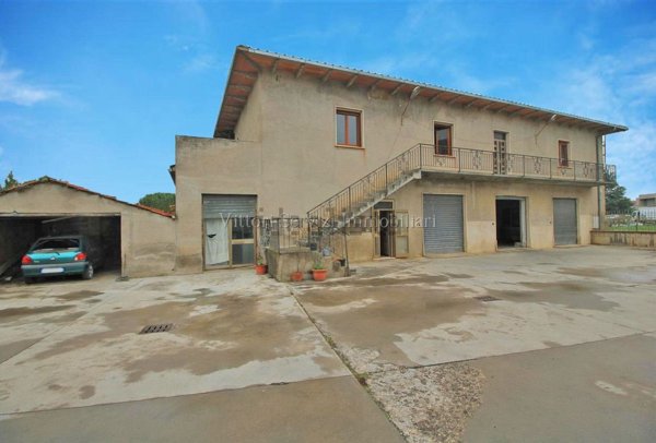 casa indipendente in vendita a Torrita di Siena