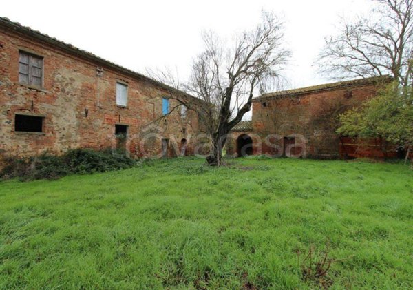 casa indipendente in vendita a Torrita di Siena