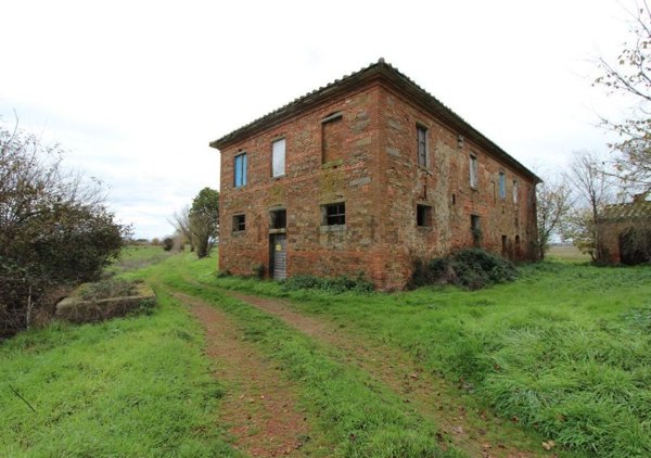 casale in vendita a Torrita di Siena in zona Montefollonico
