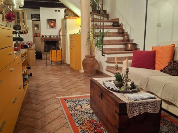 casa indipendente in vendita a Torrita di Siena