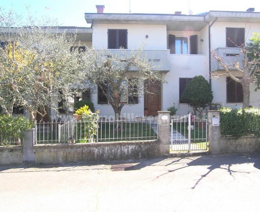 casa indipendente in vendita a Torrita di Siena