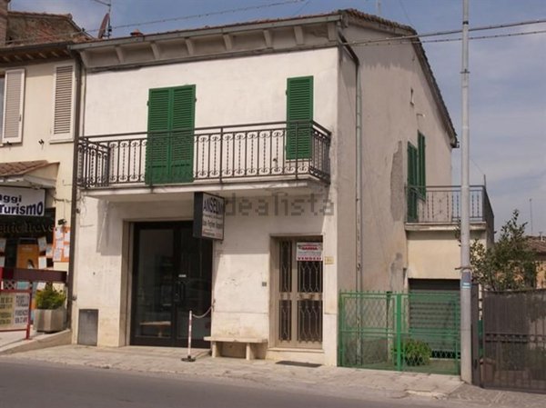 casa indipendente in vendita a Torrita di Siena