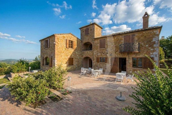 casa indipendente in vendita a Torrita di Siena