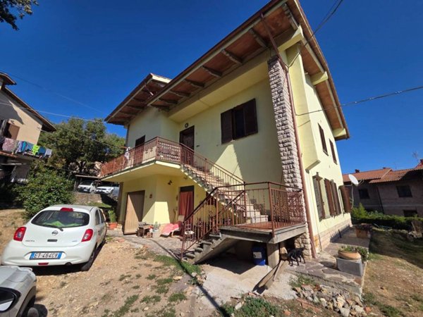casa indipendente in vendita a Torrita di Siena in zona Montefollonico
