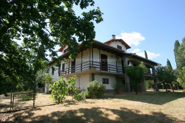 casa indipendente in vendita a Torrita di Siena