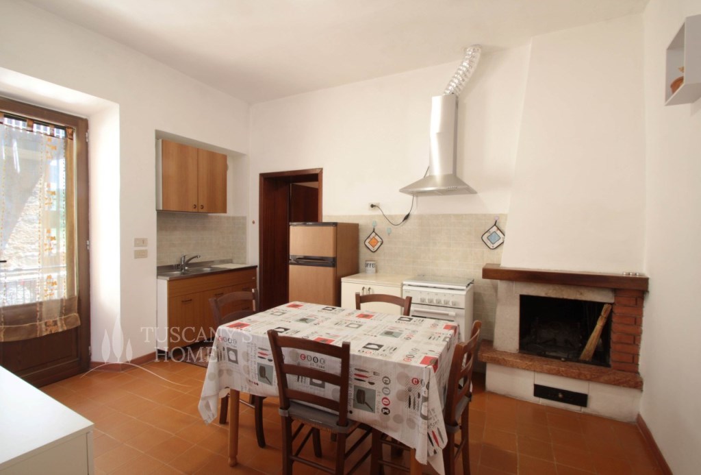 casa indipendente in vendita a Trequanda in zona Petroio