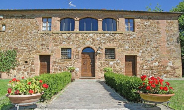 casa indipendente in vendita a Trequanda