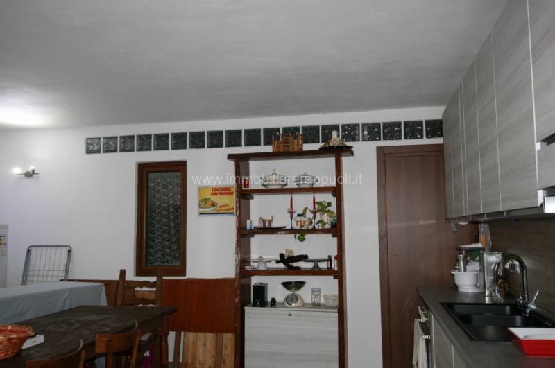 casa indipendente in vendita a Trequanda