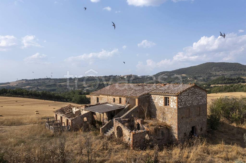 casa indipendente in vendita a Trequanda