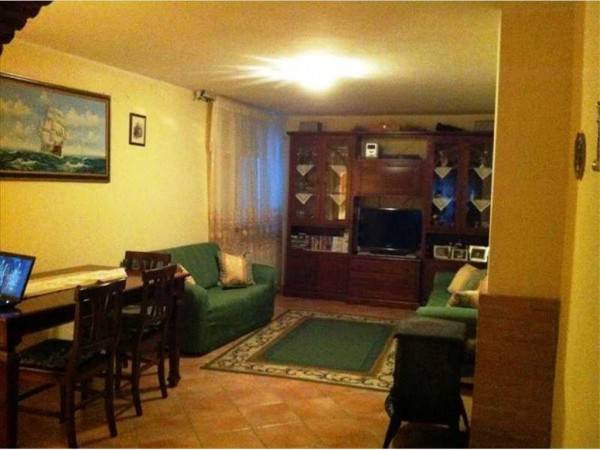 casa indipendente in vendita a Trequanda