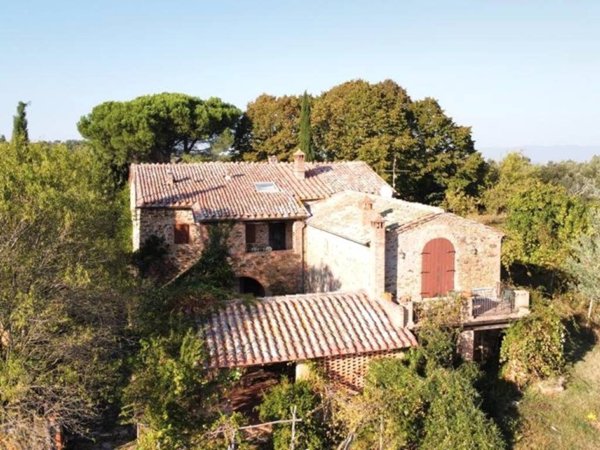 casa indipendente in vendita a Trequanda