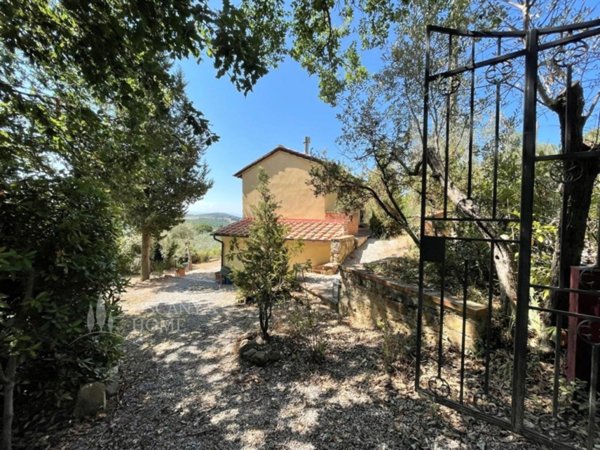 casa indipendente in vendita a Trequanda