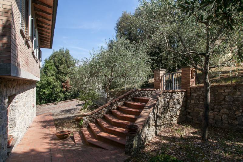 casa indipendente in vendita a Trequanda