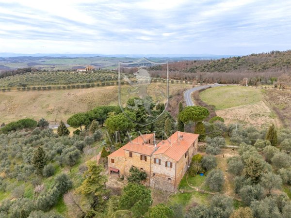 casa indipendente in vendita a Trequanda