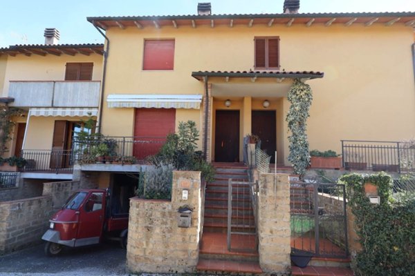 appartamento in vendita a Trequanda in zona Castelmuzio