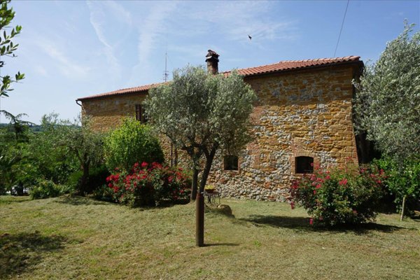 casa indipendente in vendita a Trequanda