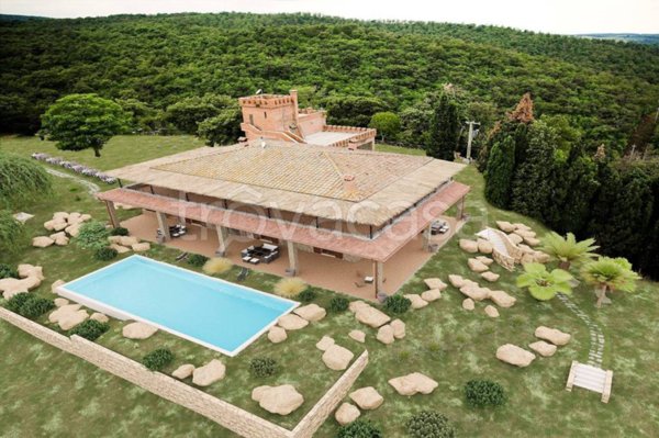 casa indipendente in vendita a Trequanda