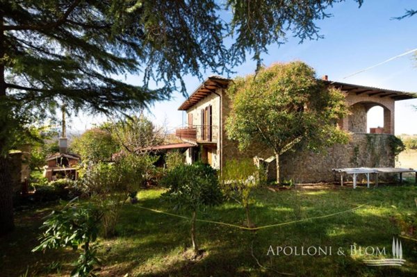casa indipendente in vendita a Trequanda