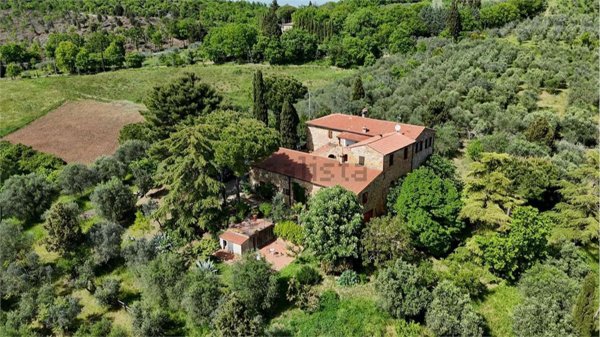 casa indipendente in vendita a Trequanda