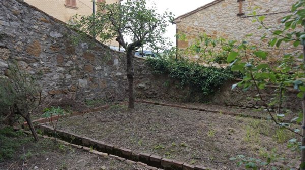 casa indipendente in vendita a Trequanda in zona Petroio