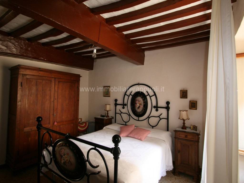 casa indipendente in vendita a Trequanda