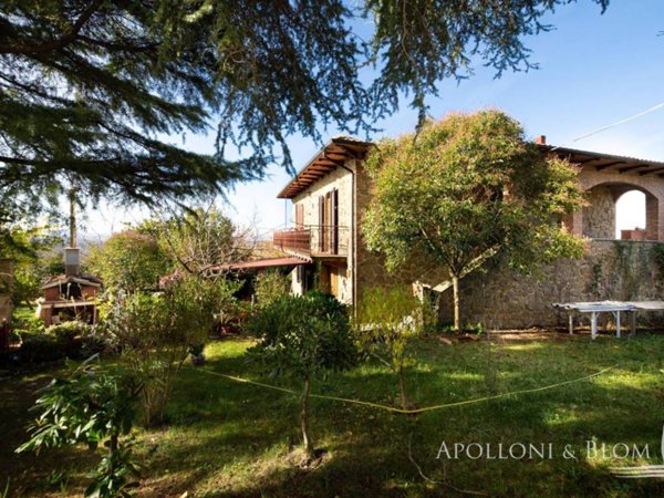 casa indipendente in vendita a Trequanda