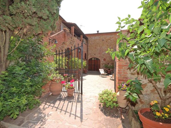 casa indipendente in vendita a Trequanda
