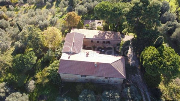 casa indipendente in vendita a Trequanda
