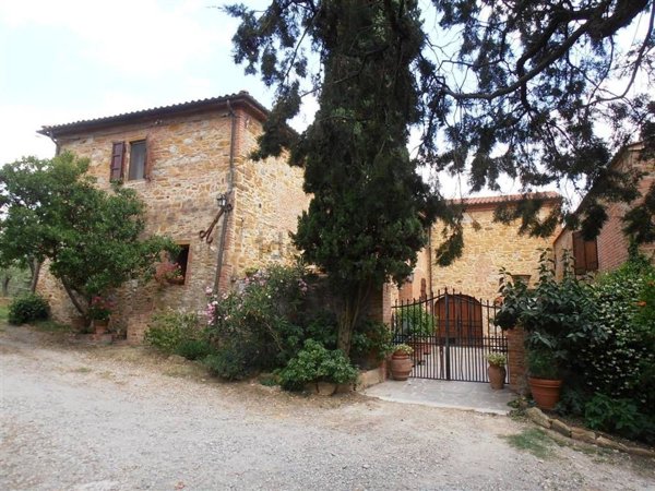 casale in vendita a Trequanda