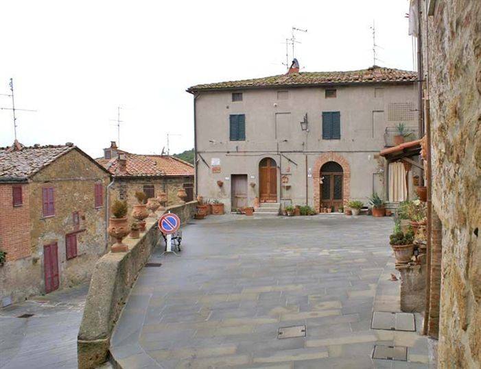 appartamento in vendita a Trequanda in zona Petroio