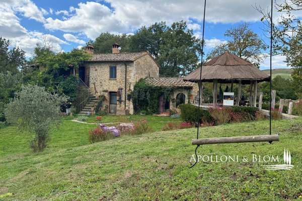 casale in vendita a Trequanda in zona Castelmuzio