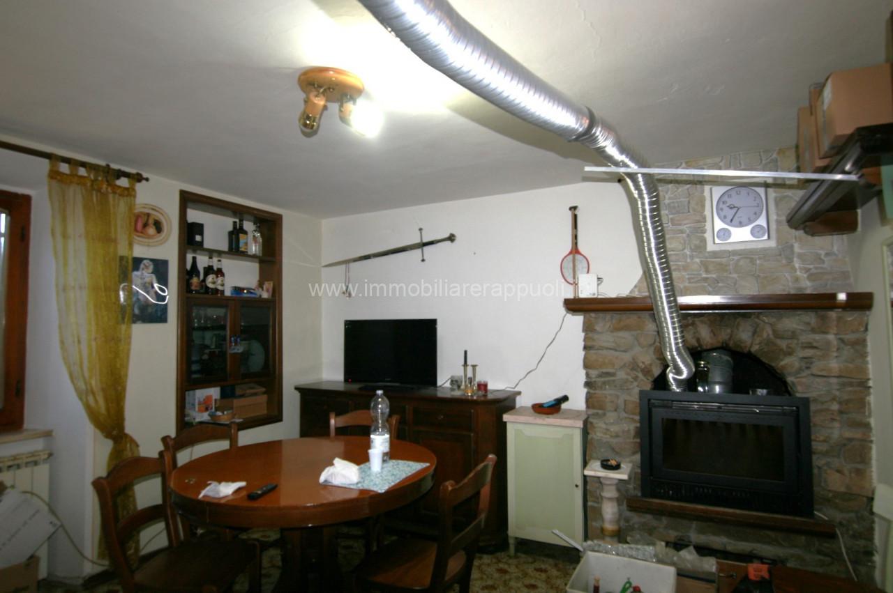 casa indipendente in vendita a Trequanda in zona Petroio