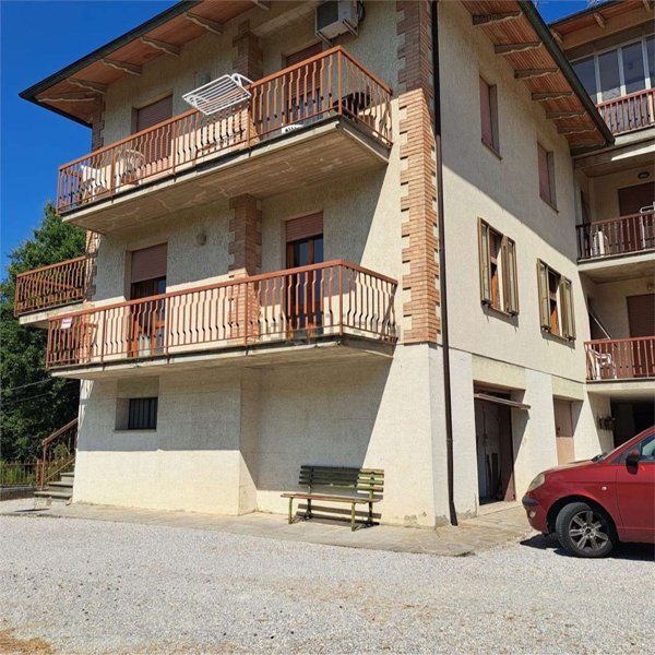 appartamento in vendita a Trequanda in zona Petroio