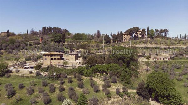 casa indipendente in vendita a Trequanda