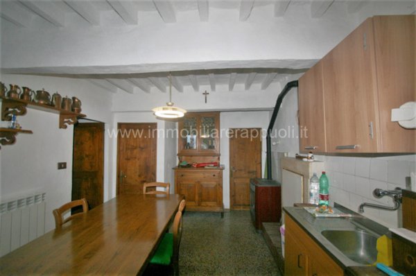 casa indipendente in vendita a Trequanda in zona Petroio