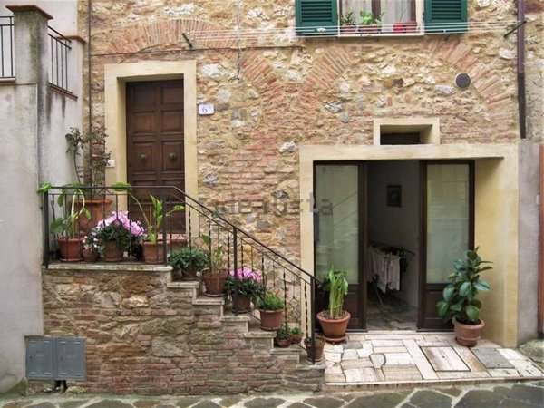 casa indipendente in vendita a Trequanda