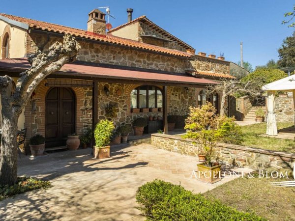 casa indipendente in vendita a Trequanda