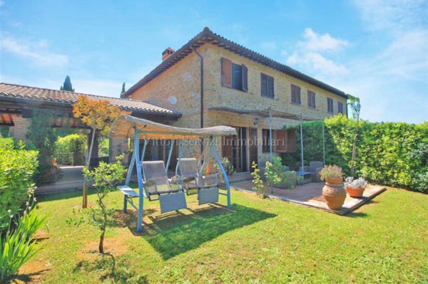 casale in vendita a Trequanda in zona Castelmuzio