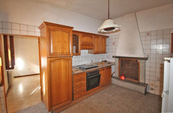 casa indipendente in vendita a Trequanda in zona Petroio