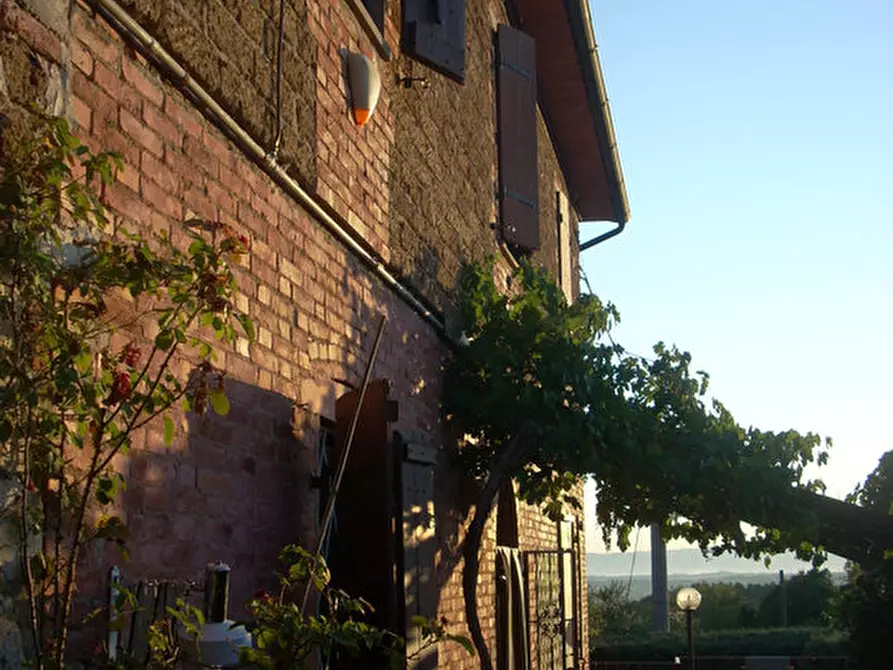 casa indipendente in vendita a Trequanda