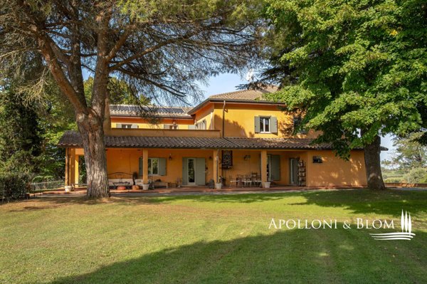 casa indipendente in vendita a Trequanda