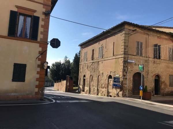 casa indipendente in vendita a Montalcino in zona Torrenieri