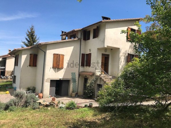 casa indipendente in vendita a Montalcino