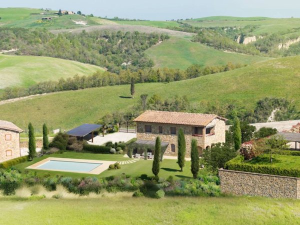 casa indipendente in vendita a Montalcino in zona San Giovanni d'Asso