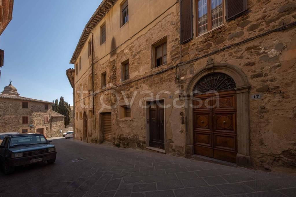 casa indipendente in vendita a Montalcino