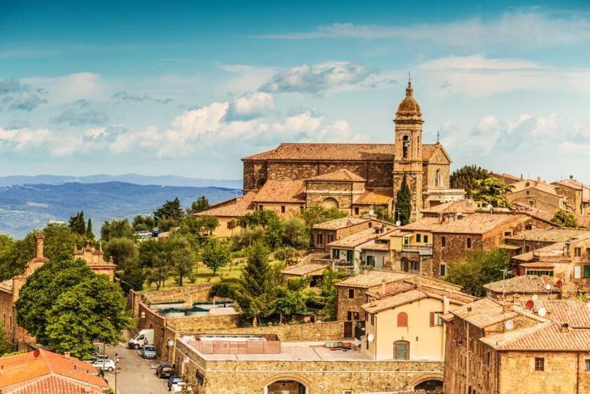 casa indipendente in vendita a Montalcino in zona San Giovanni d'Asso