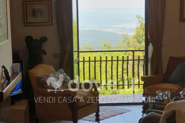 casa indipendente in vendita a Montalcino